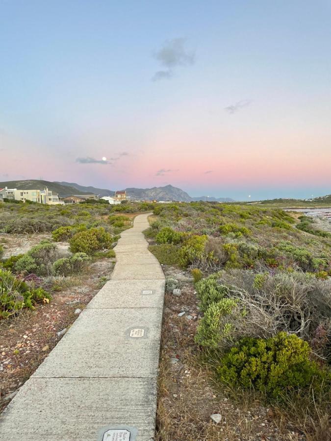2 On Third Avenue Lejlighed Hermanus Eksteriør billede